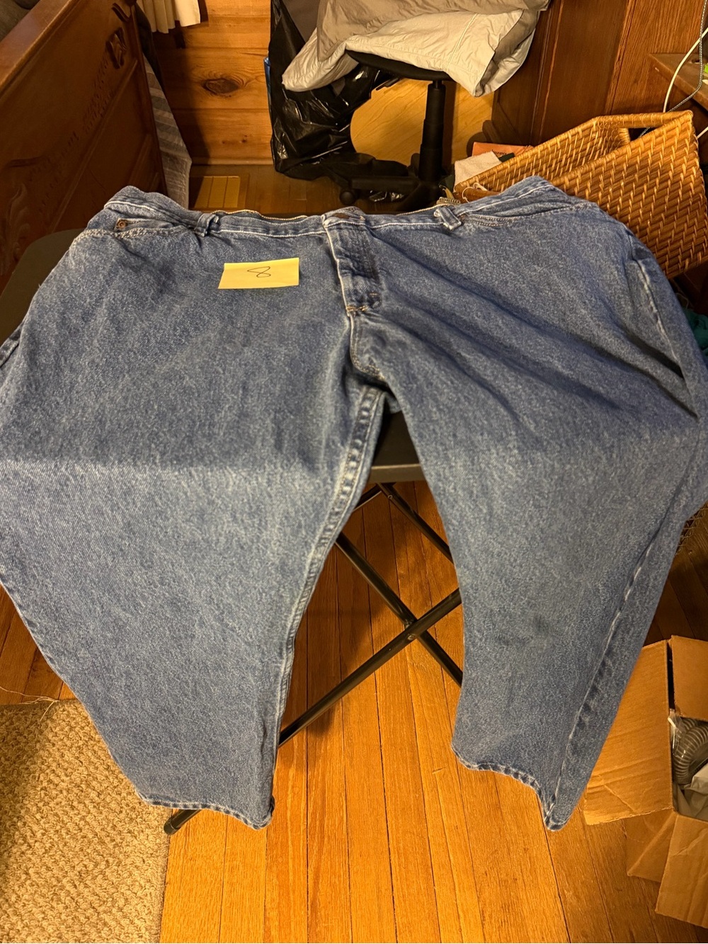 Wranglers Authentic Classic Men's Blue Denim Jeans - Comfortable Everyday Fit 42